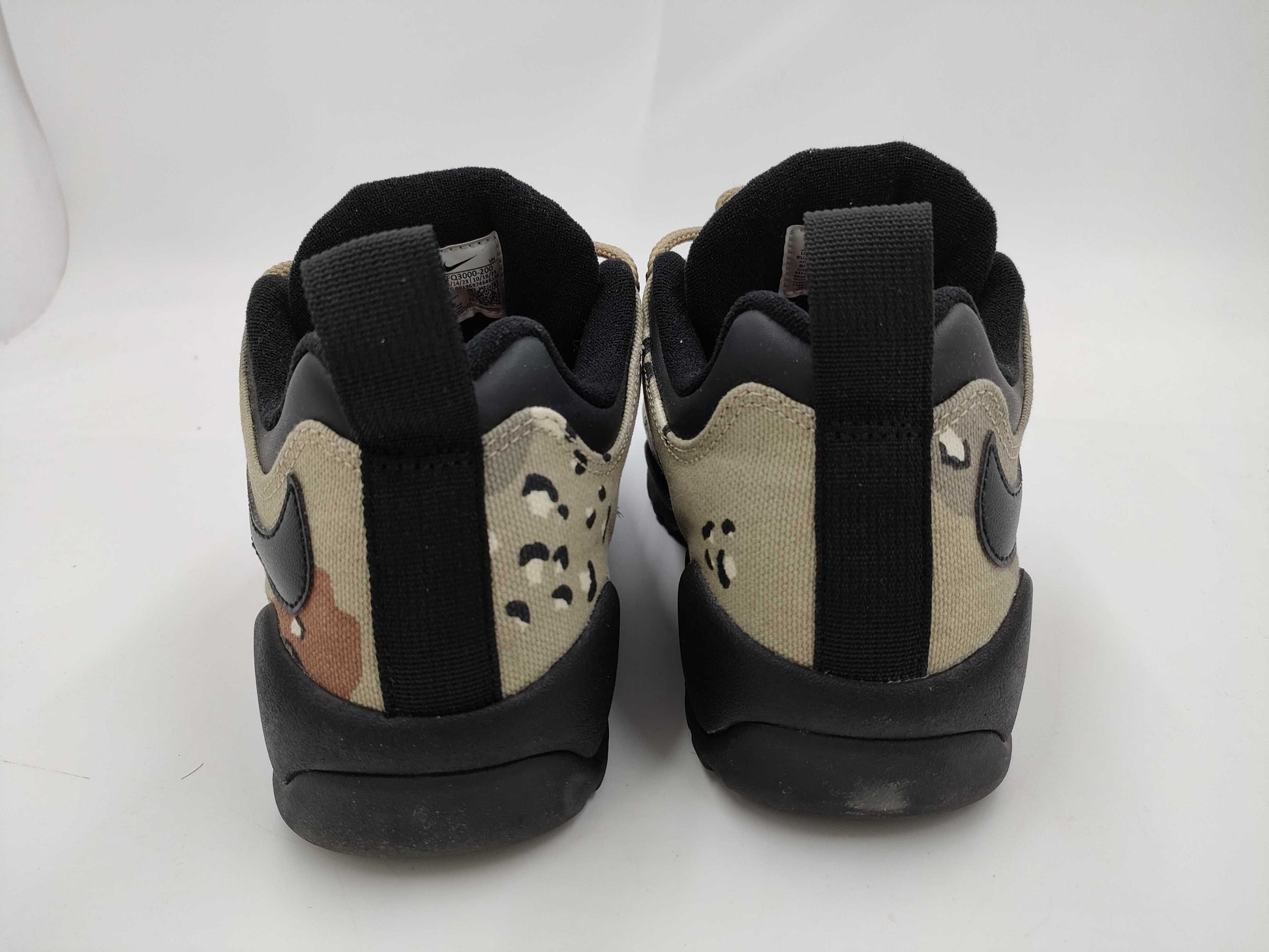 NIKE x Supreme Darwin Low fq3000-200 Sneakers