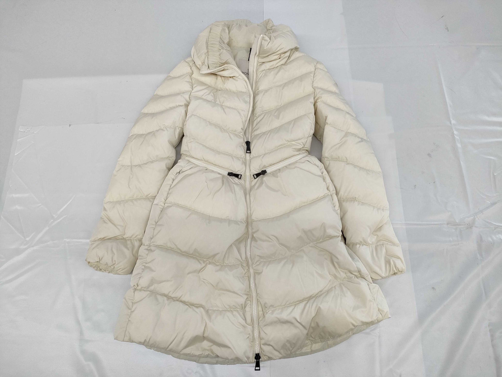 MONCLER MIRIELON White Coat