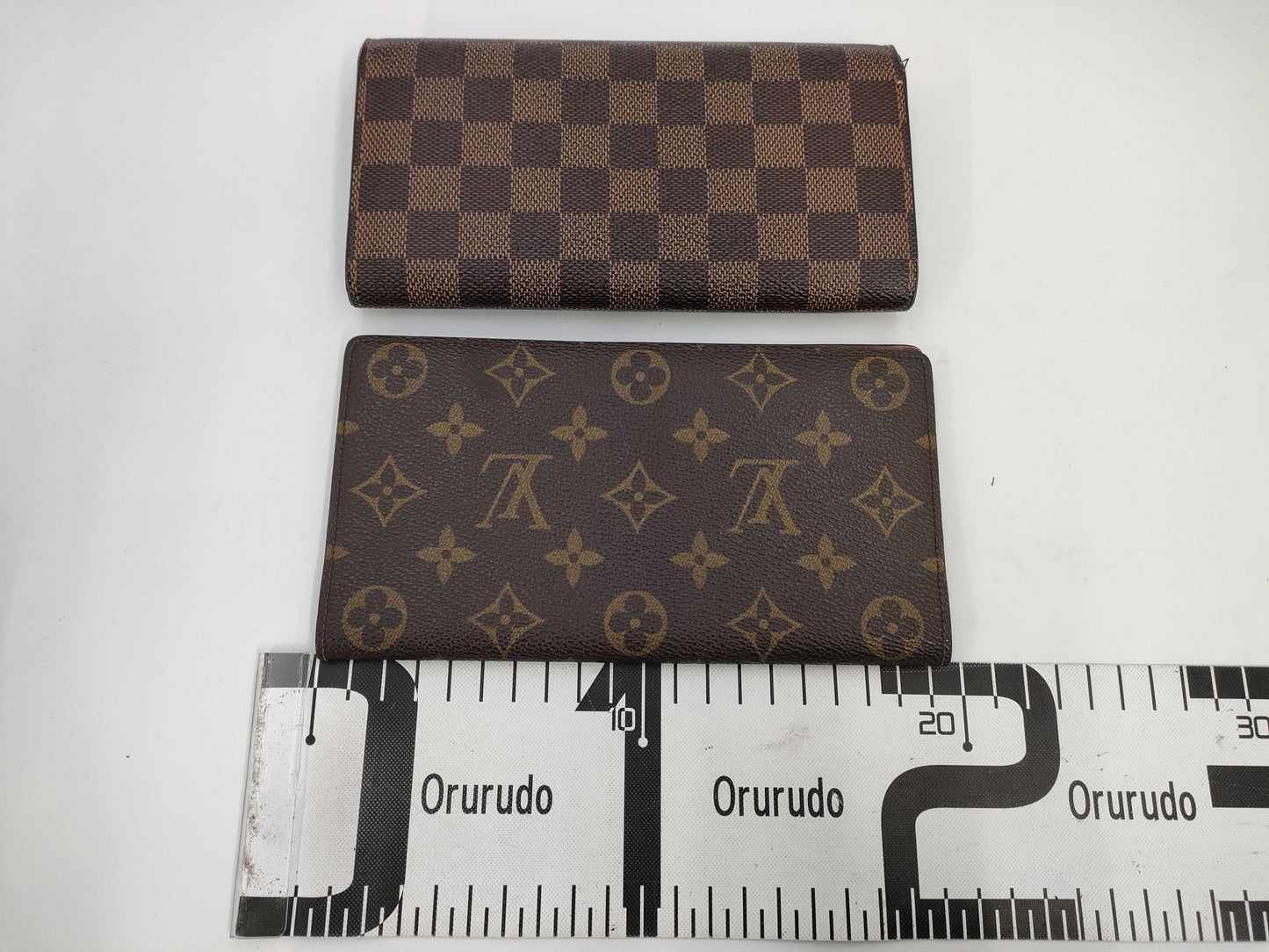LOUIS VUITTON Damier Portefeuille Sarah/Monogram Billfold Wallet