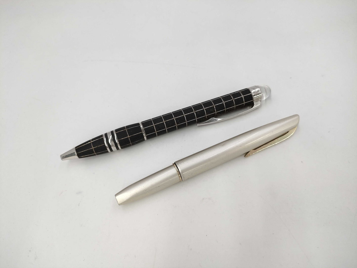 Montblanc Metal Rubber / Platinum 18k 2-piece pen/fountain pen