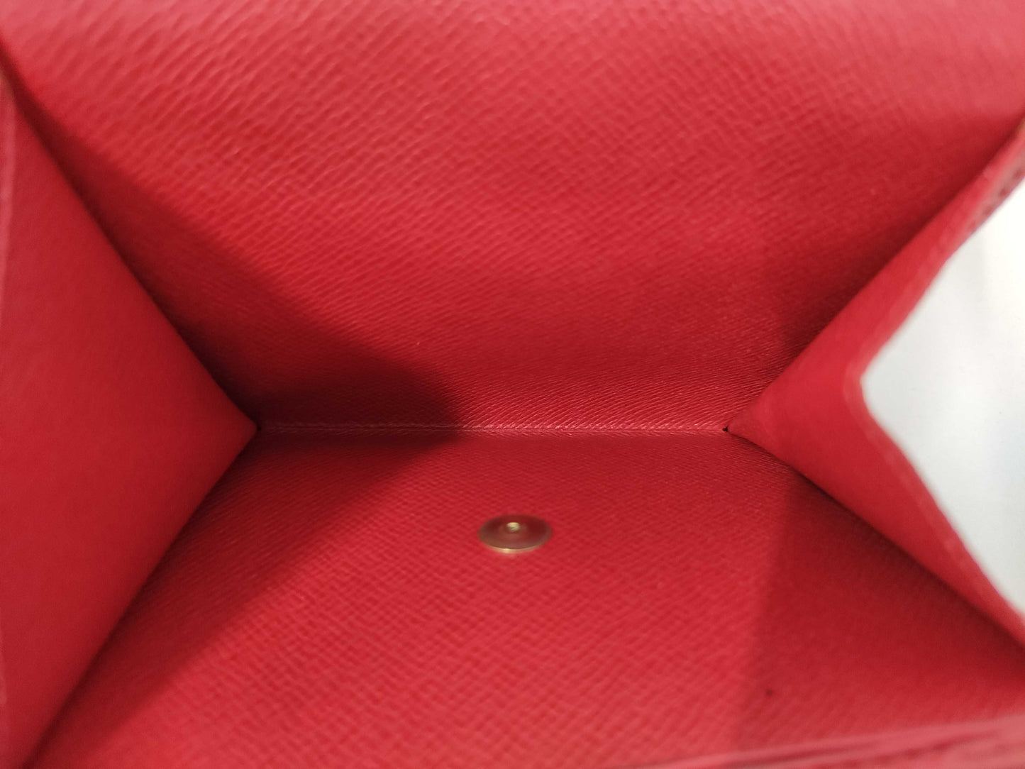 LOUIS VUITTON Epi Porte Monnaie Carte Credit Wallet