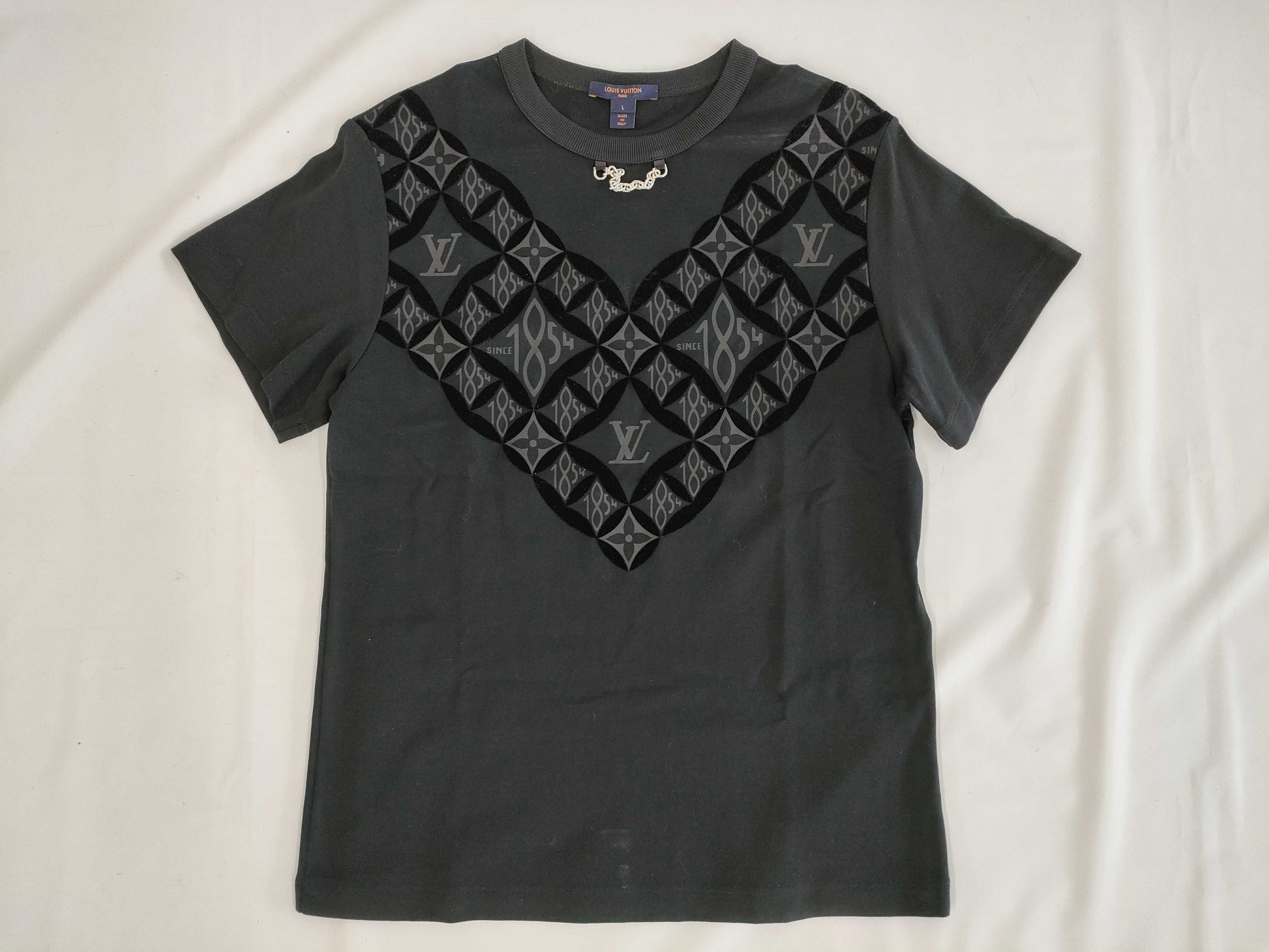 LOUIS VUITTON Logo Chain Monogram T-shirt