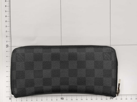 LOUIS VUITTON Damier Graphite N63095 Zippy Wallet Vertical Wallet