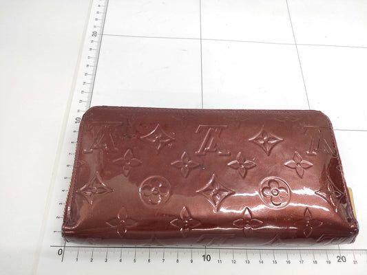 LOUIS VUITTON Vernis Long Wallet