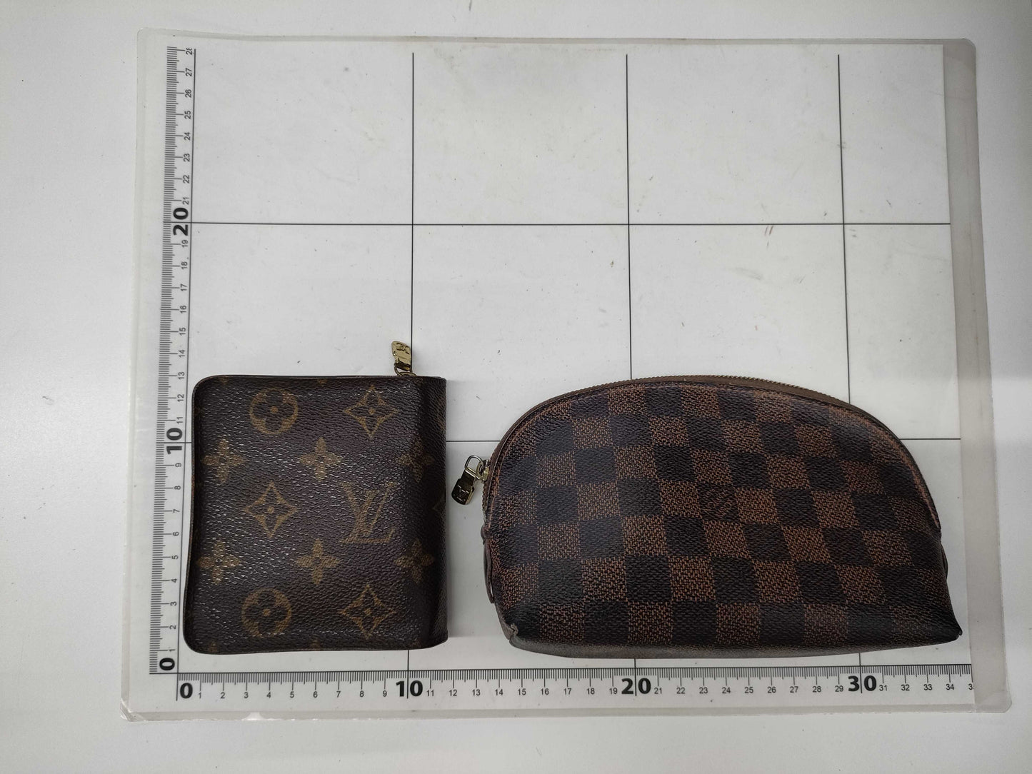 LOUIS VUITTON Monogram Wallet/Damier Pouch Set