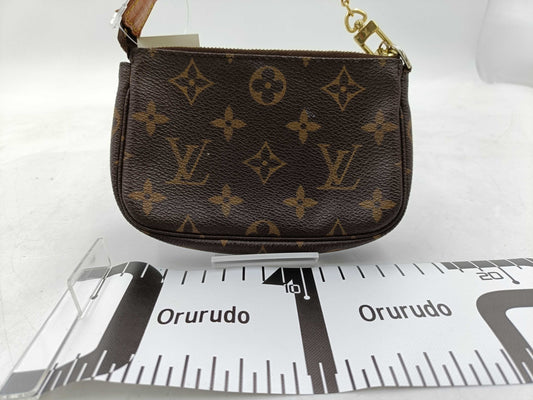 LOUIS VUITTON Monogram Mini Pochette Accessoires Pouch