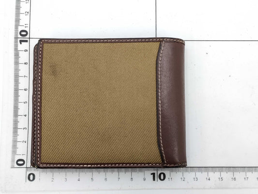 Hunting World Wallet Wallet