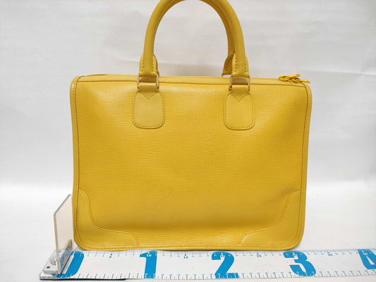 HUNTING WORLD Leather Limited Color Handbag