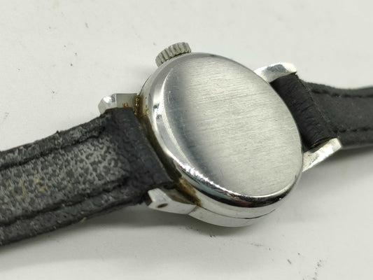 OMEGA Round Ladies' Watch