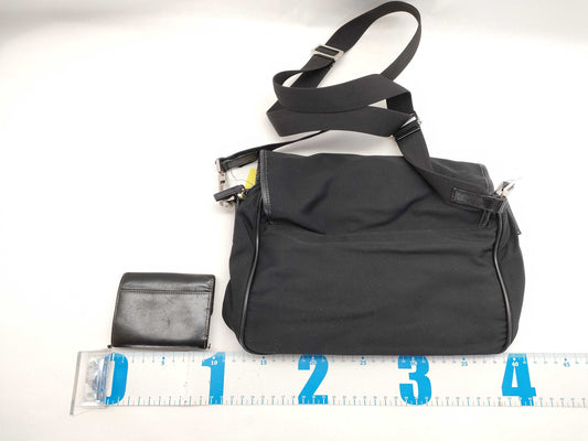 GUCCI Gucci Nylon Shoulder Bag/Wallet Coin Purse Set Shoulder Bag