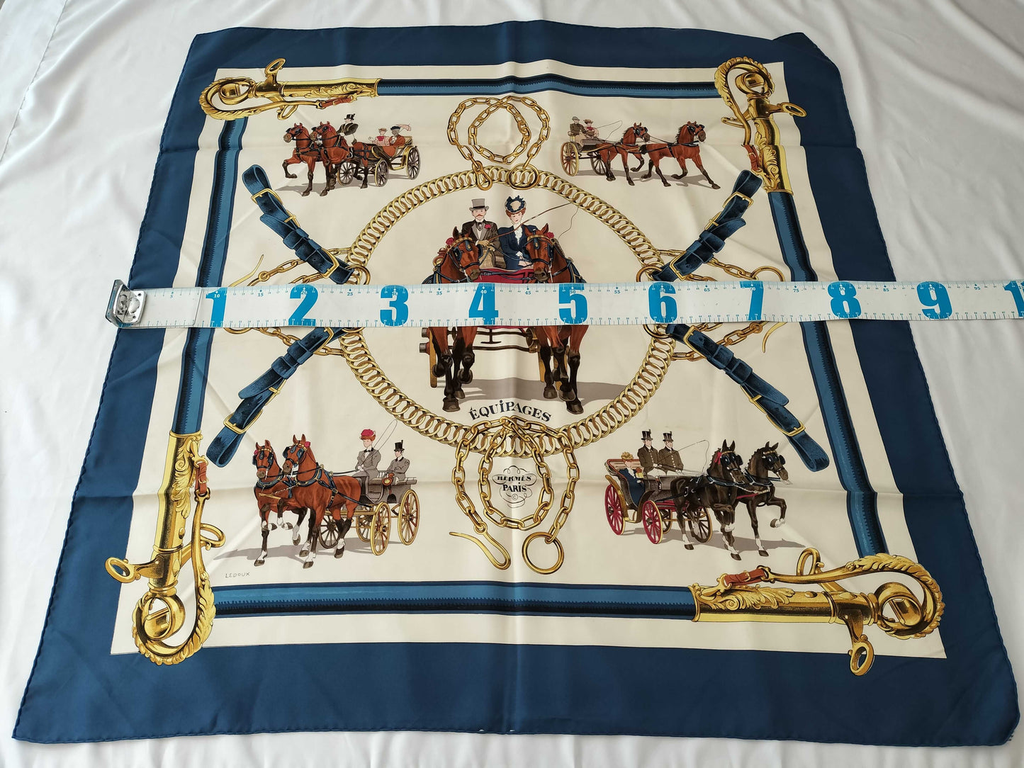 HERMES Carré EQUiPAGES Carriage and Servant Scarf