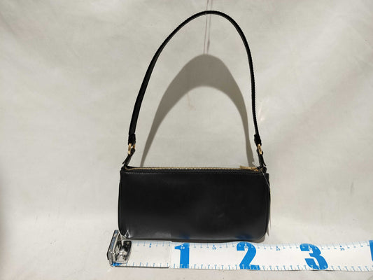 Salvatore Ferragamo Gancini One-Shoulder Black Handbag in Excellent Condition