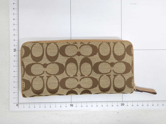 COACH Signature Round Zip Two-Piece Wallet