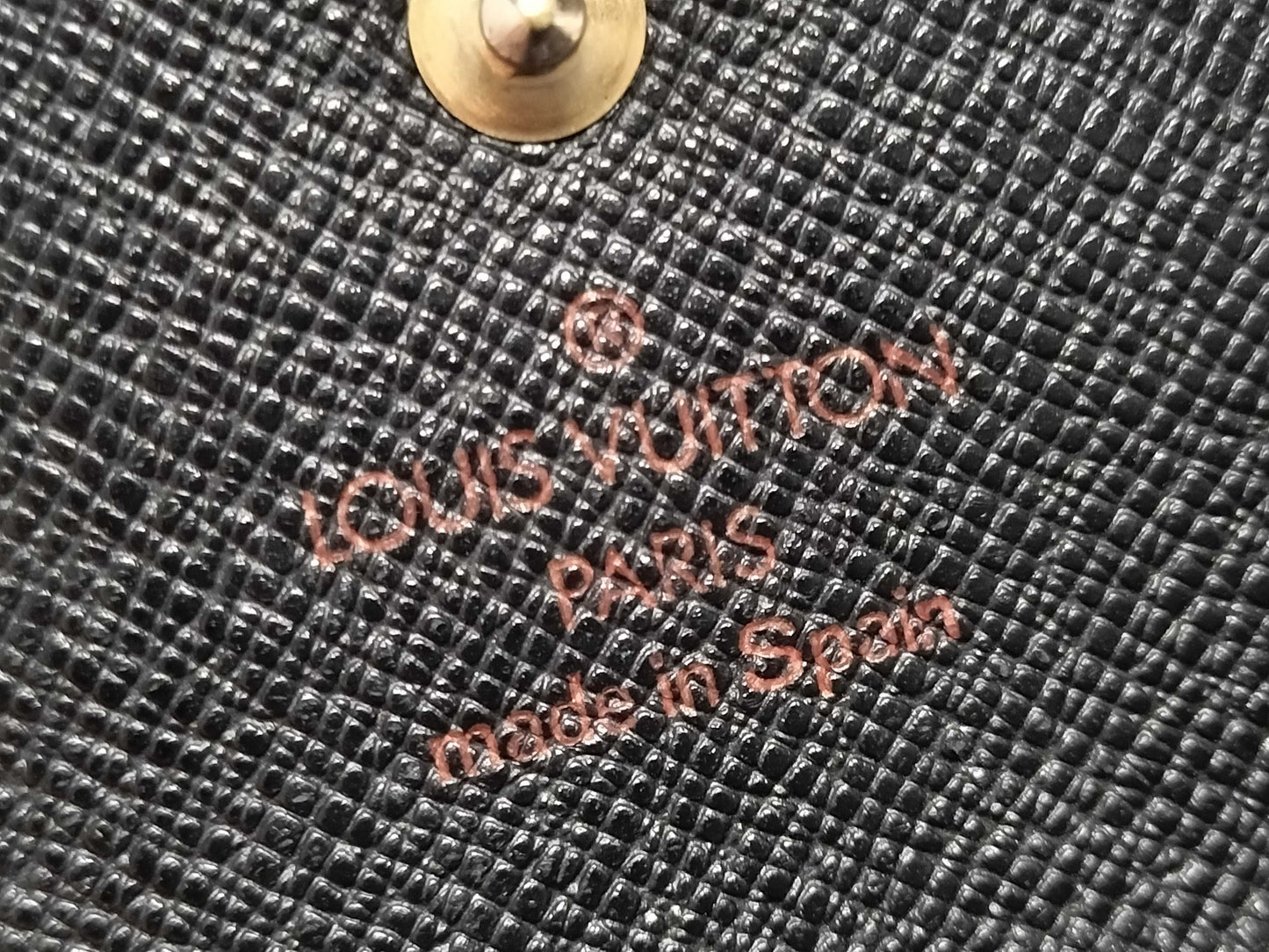 LOUIS VUITTON Epi Multicle 4 Key Case/Key Holder