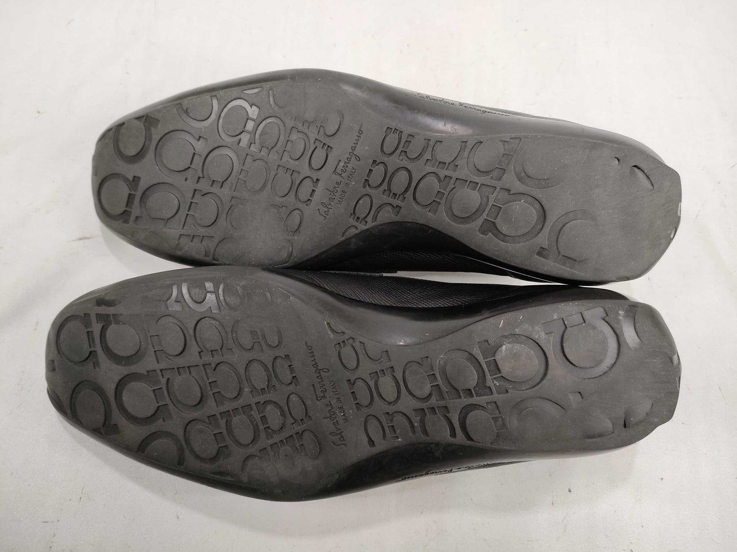 Salvatore Ferragamo Gancini Black Business Shoes