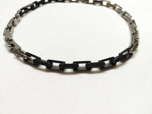 LOUIS VUITTON Monogram M00677 Collier Monogram Chain Necklace