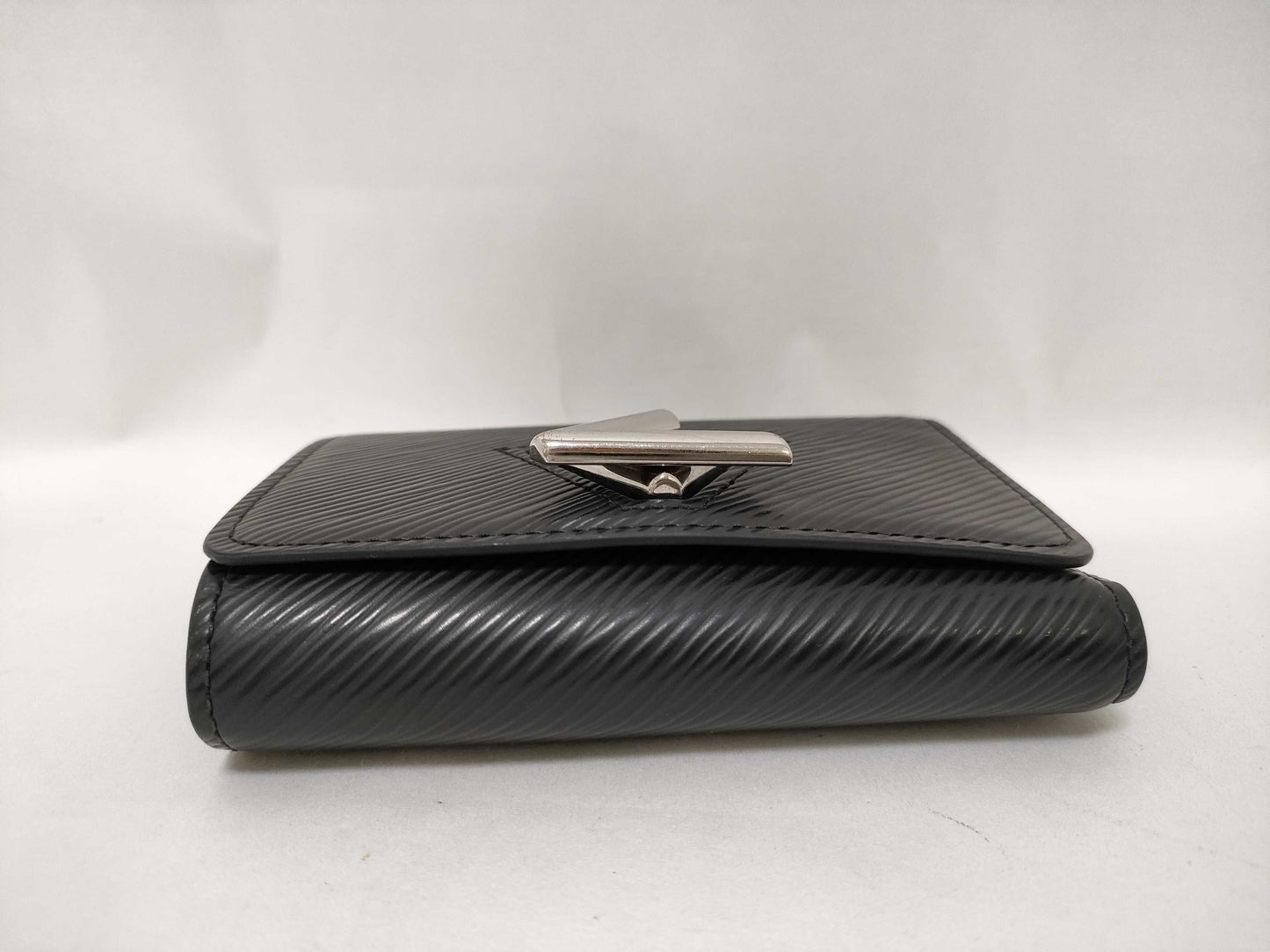 LOUIS VUITTON Epi M64414 Portefeuille Twist Compact Wallet