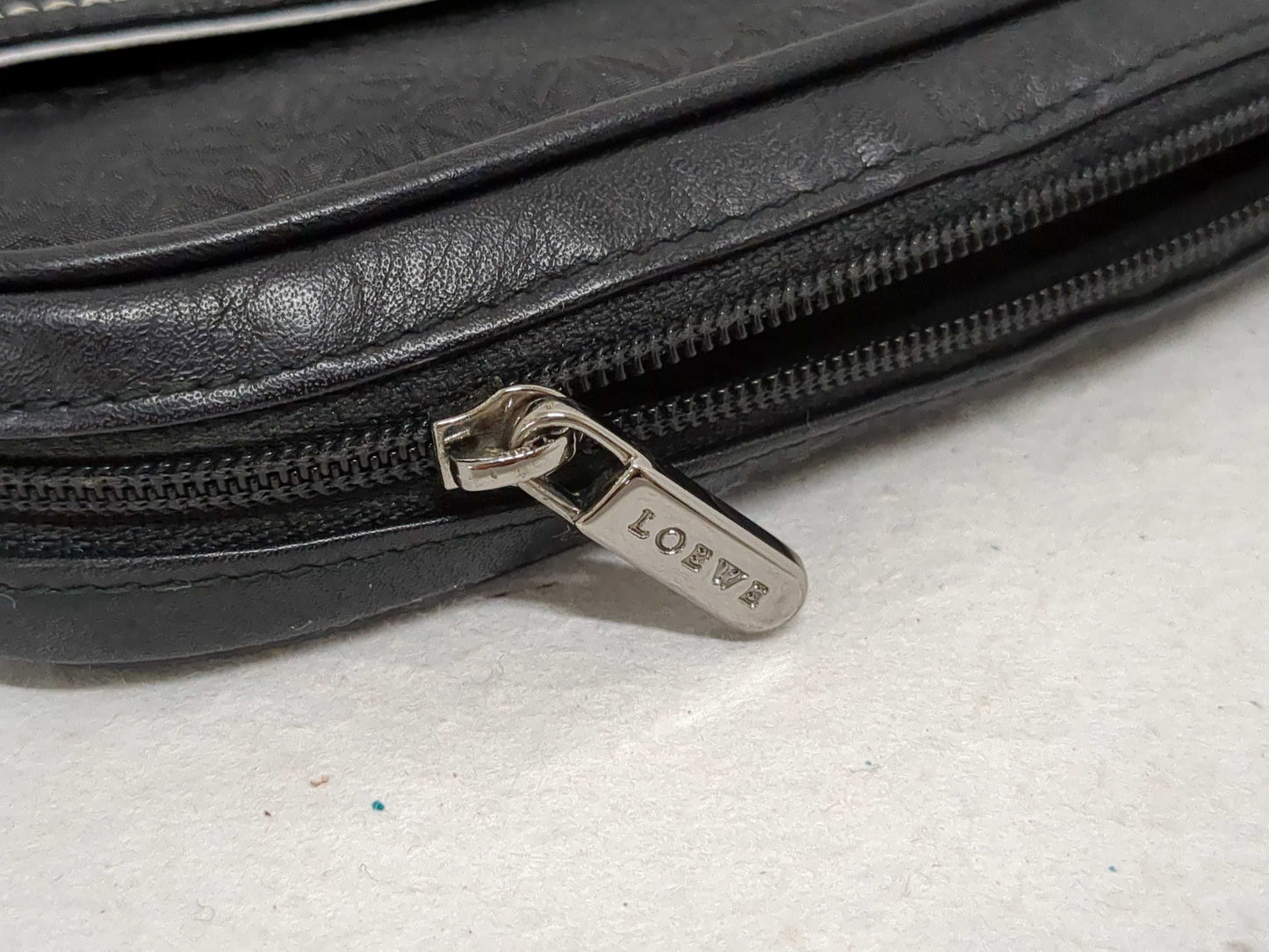 FENDI Pecan/Loewe Pouch/GIANNI VERSACE Wallet 3-Piece Pouch