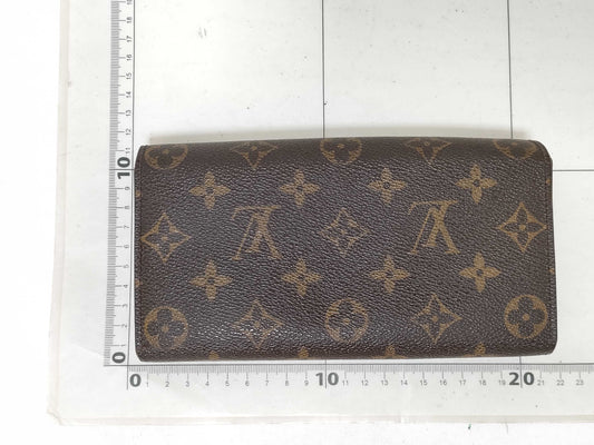 LOUIS VUITTON Monogram Portefeuille Sarah Wallet