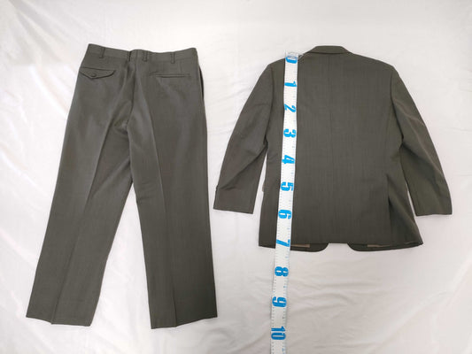 BURBERRY Suits and other apparel