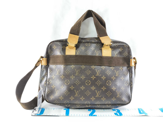 LOUIS VUITTON Monogram Sac Bosphore Shoulder Bag
