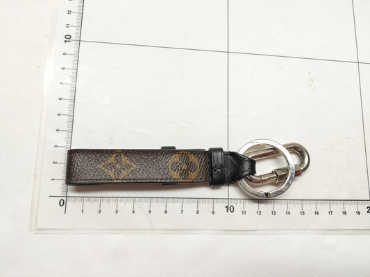 LOUIS VUITTON Monogram Porte-Clés Dragonne Key Case/Key Holder