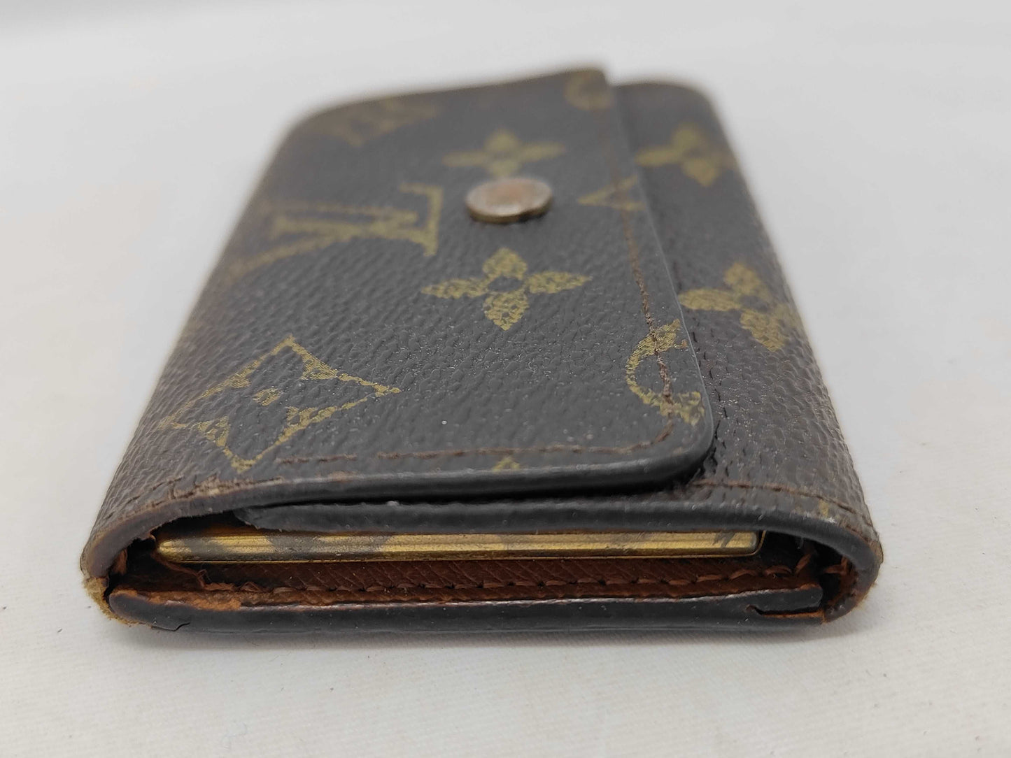 LOUIS VUITTON Monogram Multicolore 6 Key Case/Key Holder