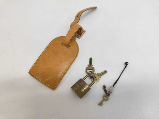 LOUIS VUITTON Accessory Set Other Accessories