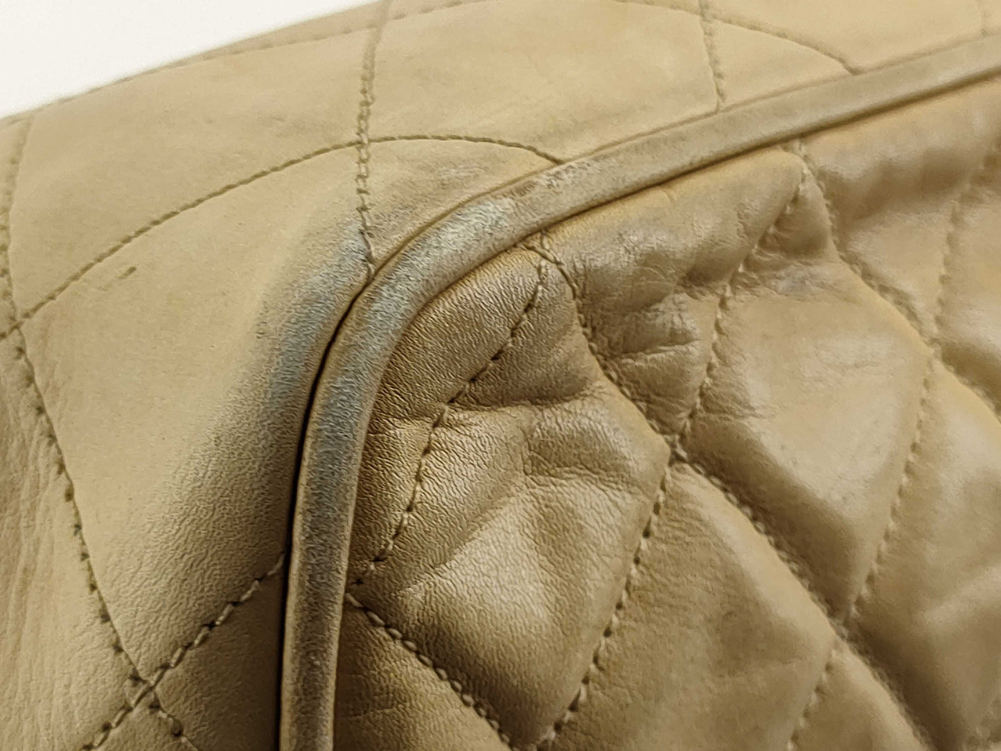 CHANEL Lambskin Matelasse Chain Tote Bag