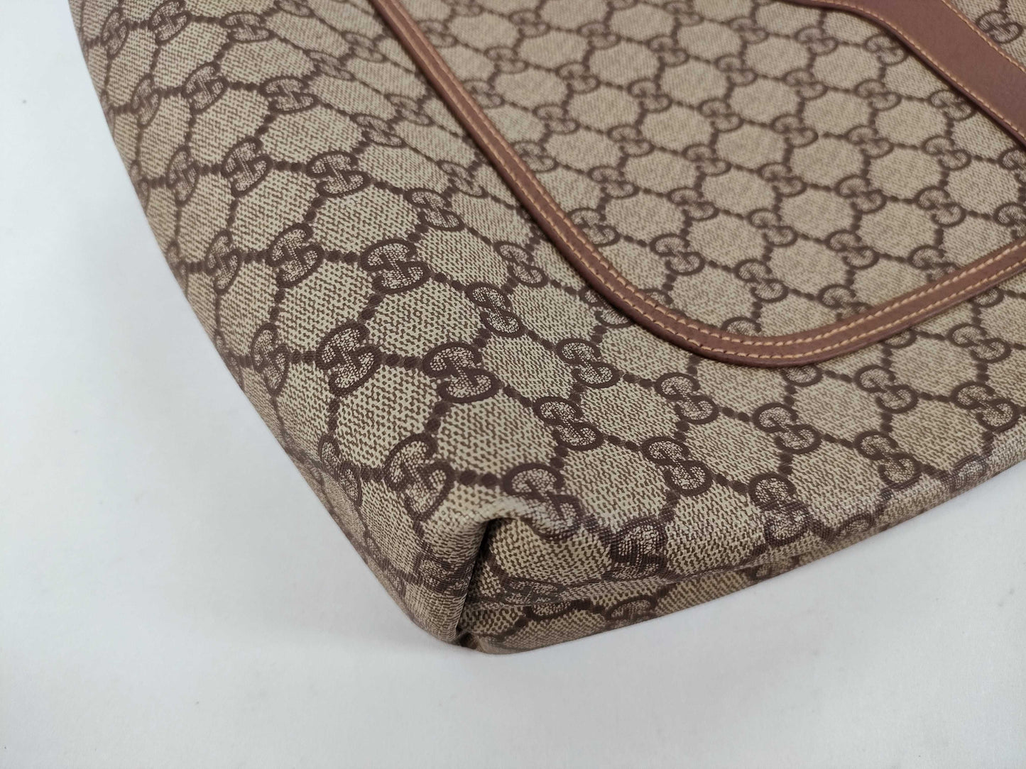 GUCCI GG Supreme Sherry Tote Bag
