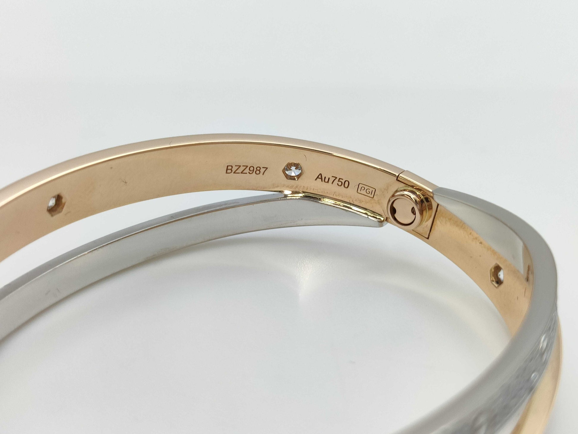 Cartier New Love Breath #16 Diamond PG/WG Au750 43.5g Bracelet Bangle 