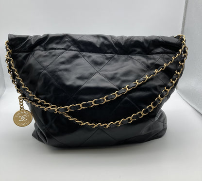 CHANEL 22 Black W35 Serial LEJ7CHGE Shoulder Bag