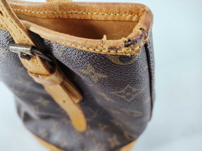 LOUIS VUITTON Louis Vuitton Bucket PM Pouch Tote Bag