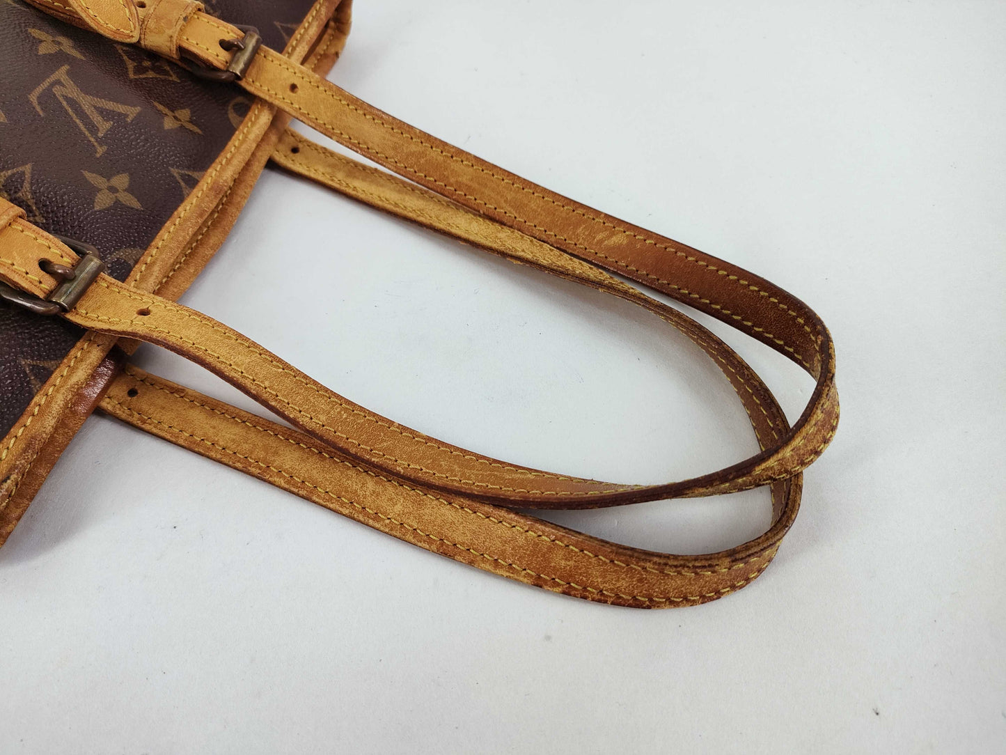 LOUIS VUITTON Louis Vuitton Bucket PM Pouch Tote Bag