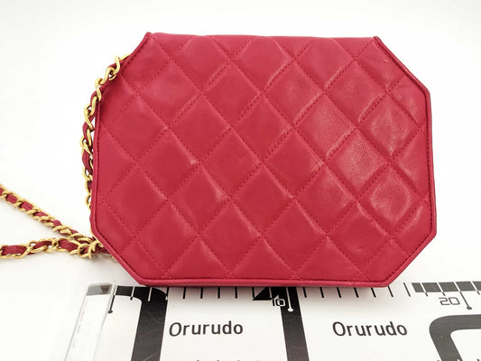 CHANEL Matelasse Octagon Lambskin Chain Shoulder Bag
