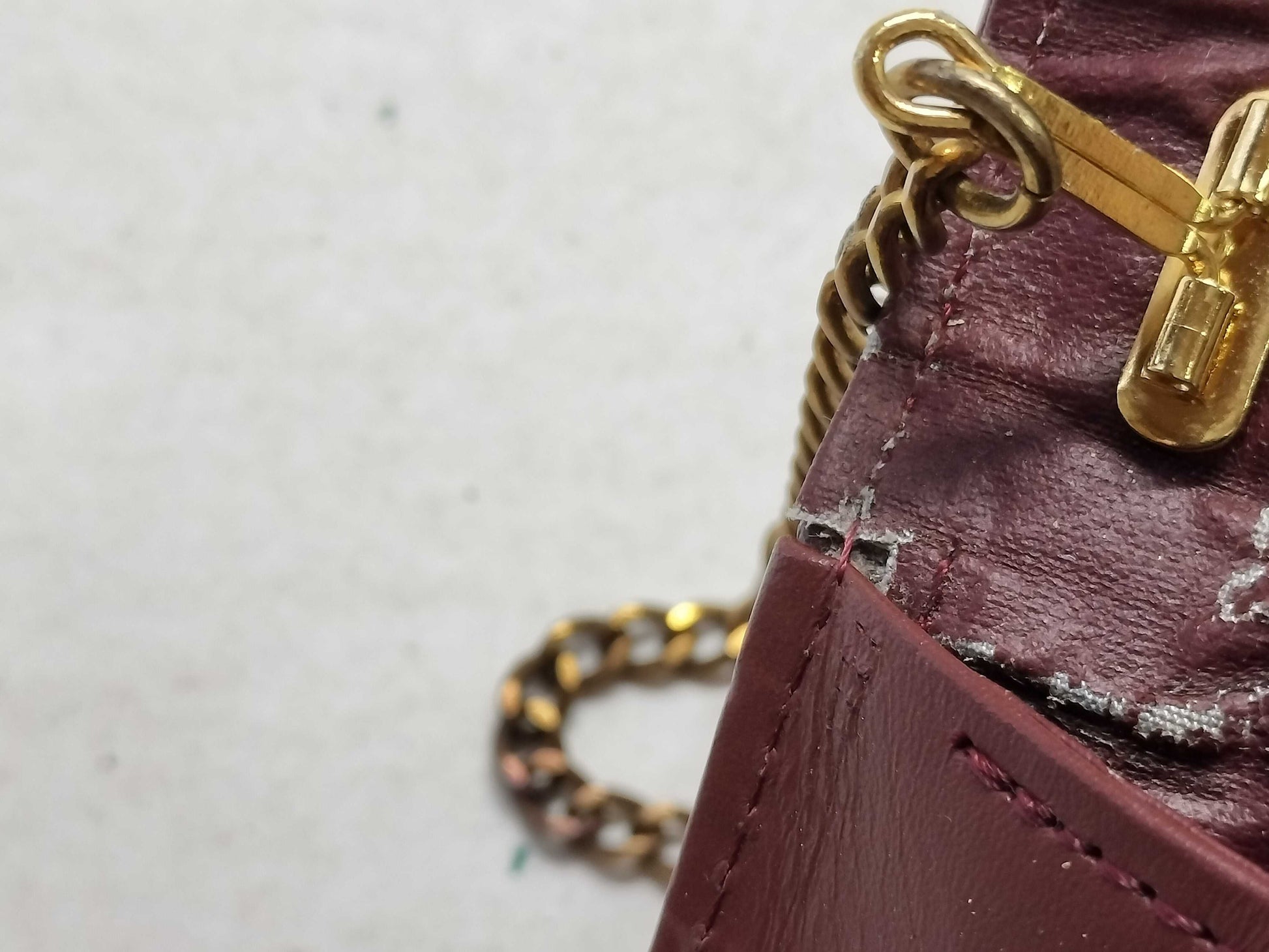 Cartier Must Line Leather Shoulder Bag Bordeaux