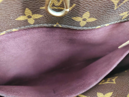 LOUIS VUITTON Louis Vuitton Montaigne Bag Handbag