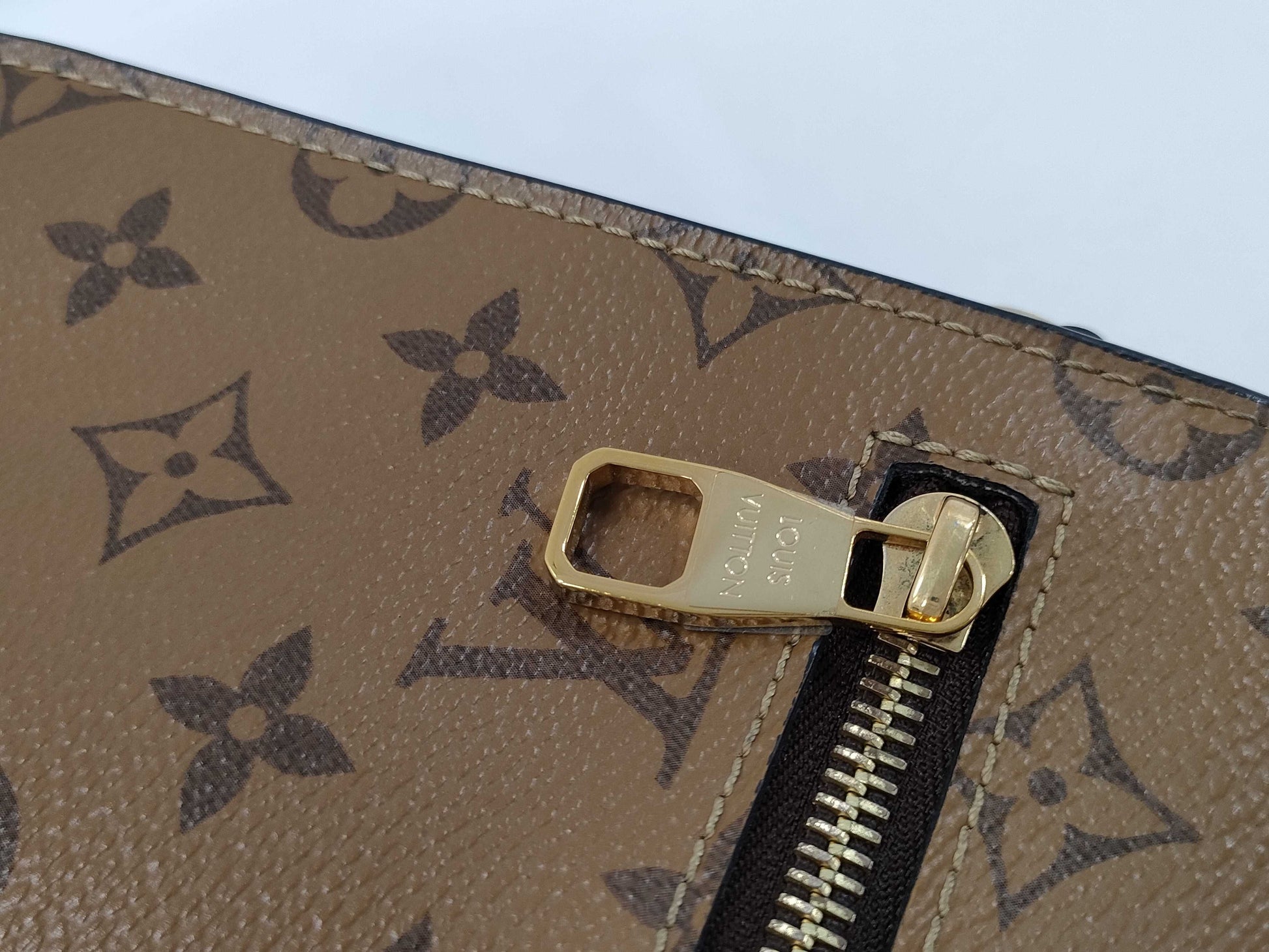 LOUIS VUITTON Metis MM Pochette Handbag, Brown PVC Coated Canvas with Gold Hardware, M44876 FO0169, Shoulder Strap, Dust Bag