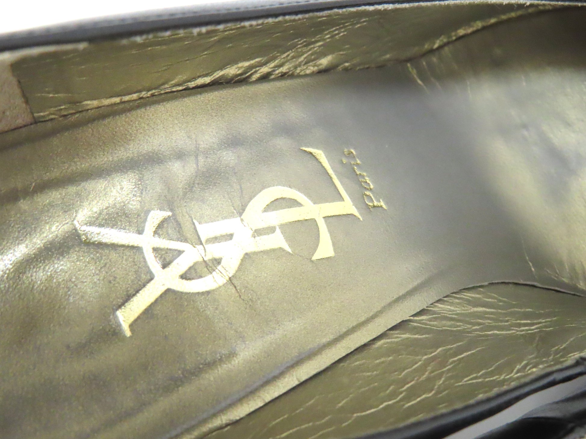 Yves Saint Laurent Yves Saint-Laurent Pumps Pumps