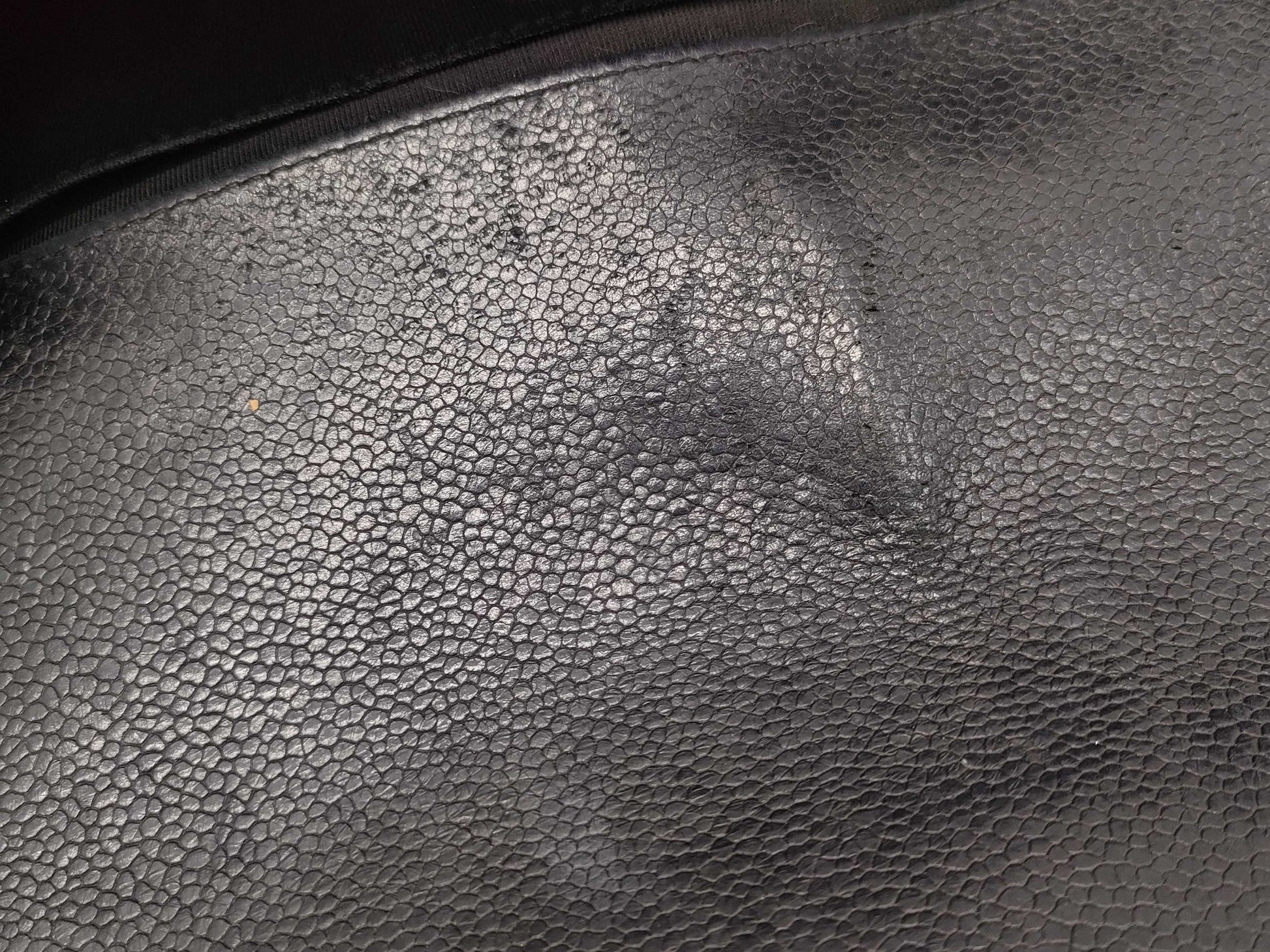 CHANEL Boy Chanel 25 Caviar Leather V-Stitch Chain Shoulder Bag with Seal