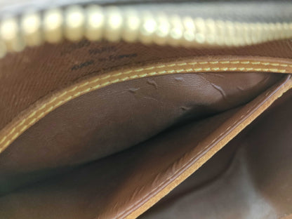 LOUIS VUITTON Blois Monogram Shoulder Bag