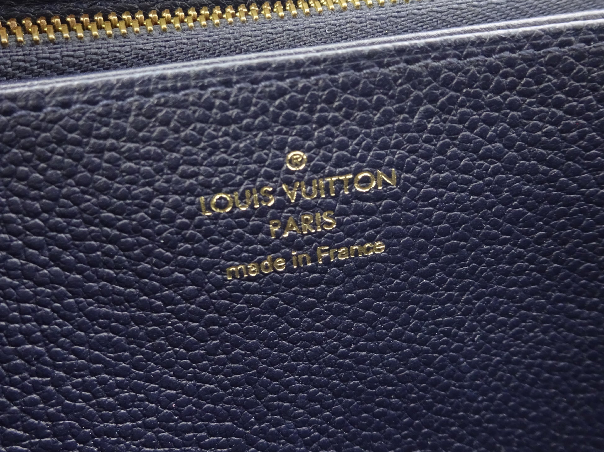 LOUIS VUITTON Monogram Empreinte Zippy Wallet