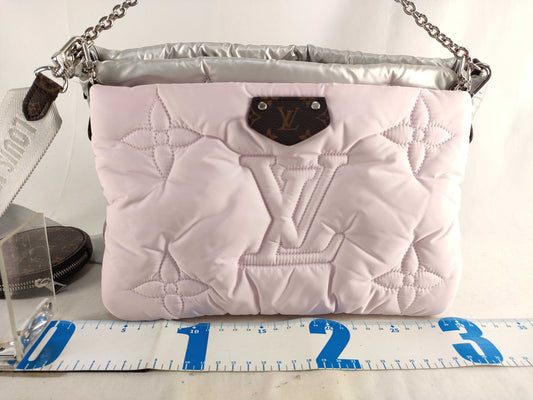 LOUIS VUITTON Maxi Multi Pochette Accessoires Shoulder Bag