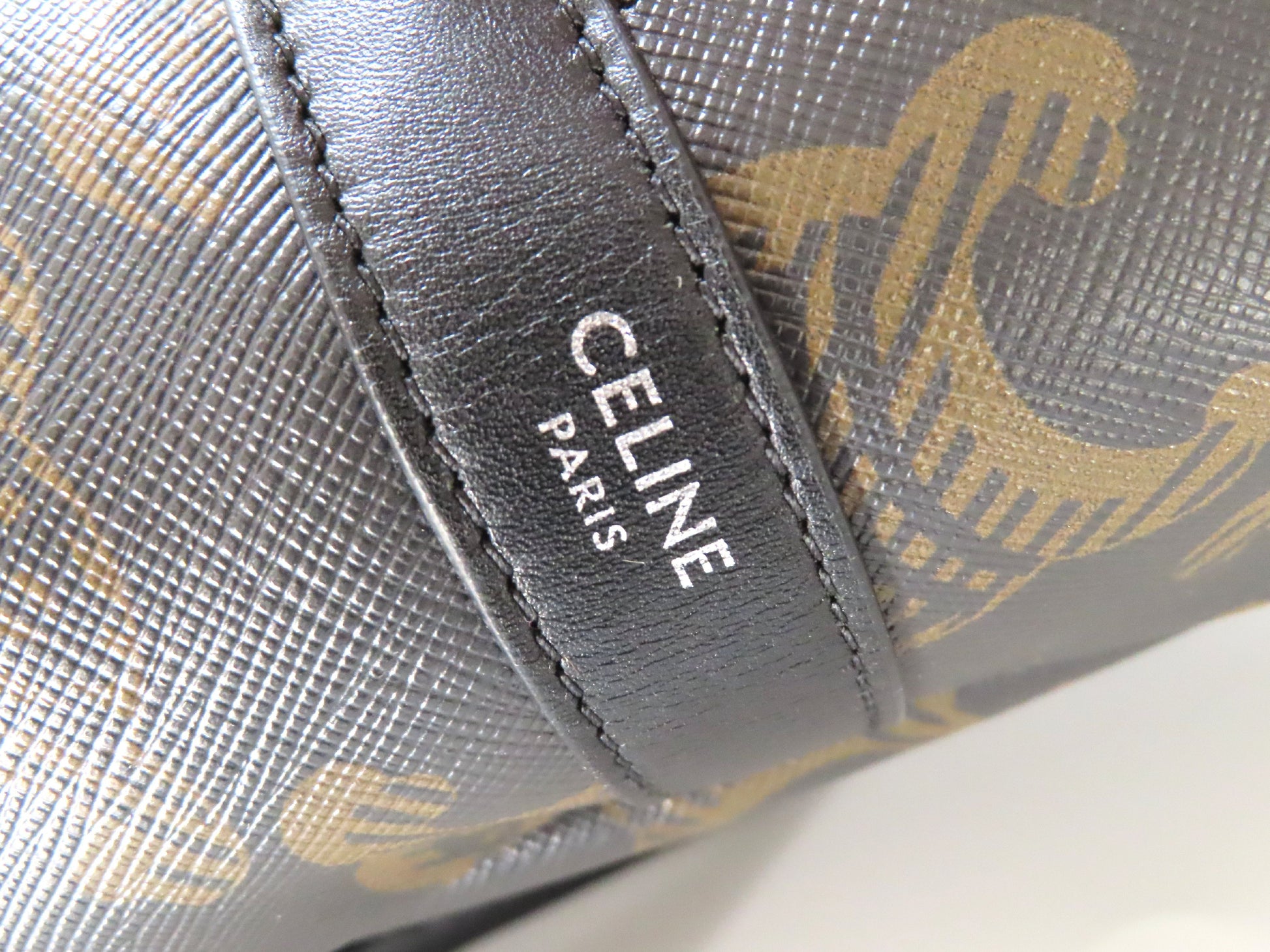CELINE Medium Backpack / Triomphe Canvas XL Black Rucksack 188382EOI.38SI