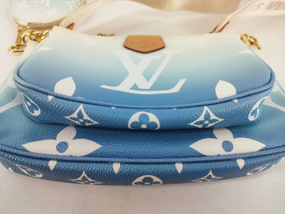 LOUIS VUITTON M57633 Monogram Multi Pochette Accessoires Blue/White M57633 RFID Verified Shoulder Bag