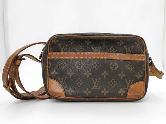 LOUIS VUITTON Monogram Trocadero Shoulder Bag
