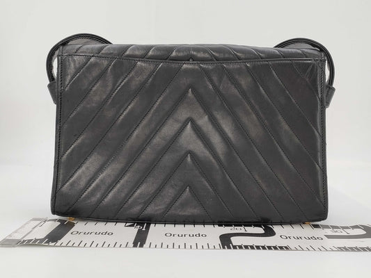 CHANEL Lamb V Stitch Circle Coco Mark Shoulder Bag