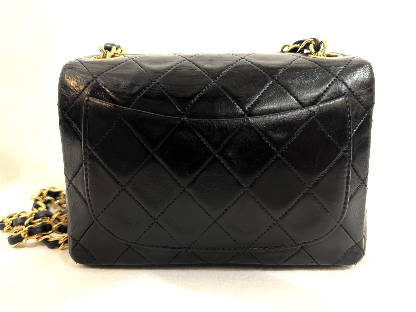 CHANEL Lambskin Mini Matelasse 17 Shoulder Bag with GD Hardware and 107cm Chain