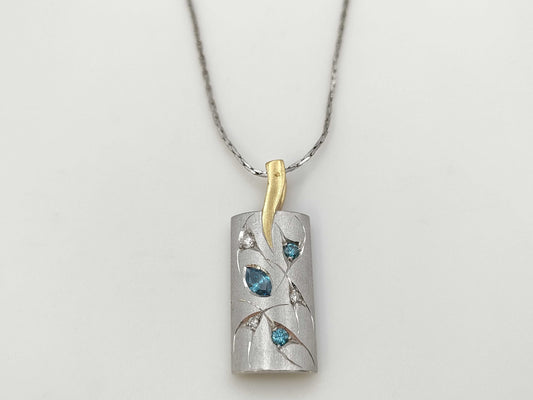 Koji Iwakura Necklace with 0.23ct Treated Diamond and 0.05ct Colorless Diamond, 18K Gold/PT900/Metal, 7.9g 