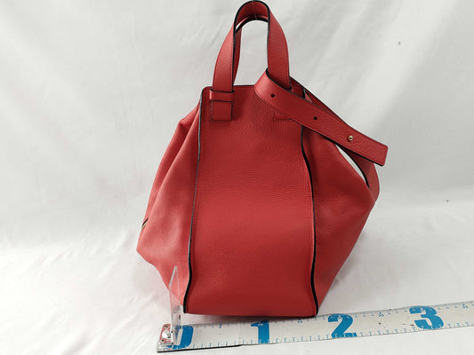 LOEWE Hammock Medium Red Shoulder Bag